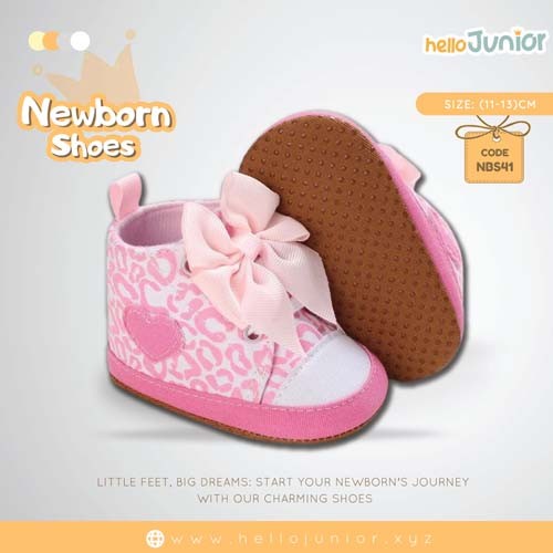 Hello Junior baby shoes for newborn to 18 month, made with cotton and rubber sole