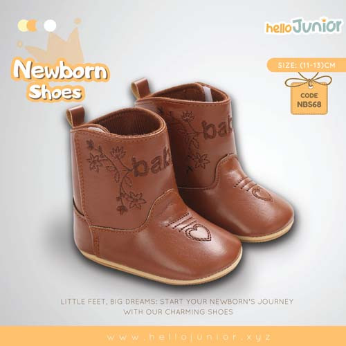 Hello Junior baby shoes for newborn to 18 month, made with cotton and rubber sole